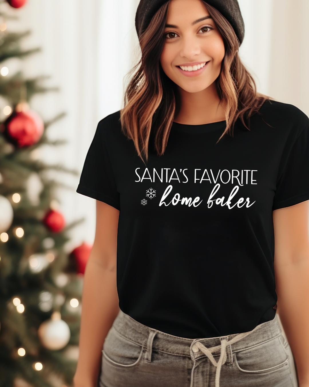 Santa's Favorite Home Baker Unisex Tee